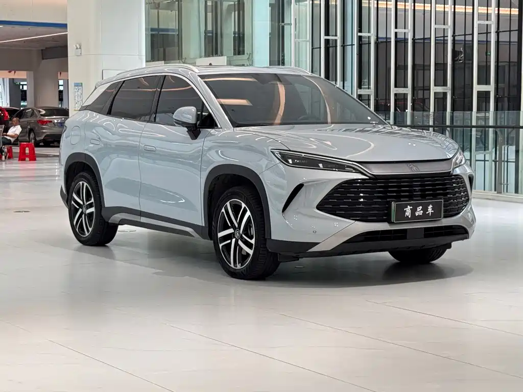 BYD L DM-i — миниатюра 3