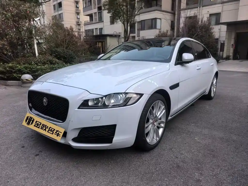 Jaguar XFL 2020