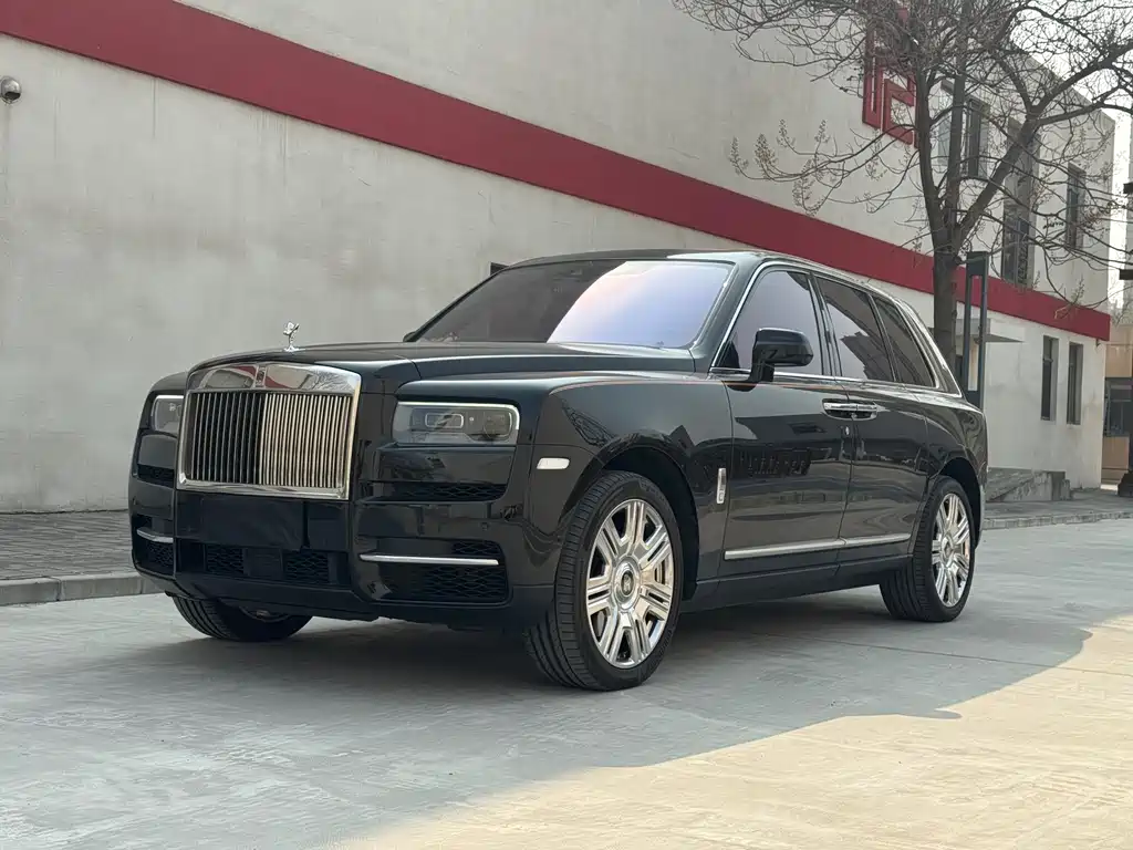 Rolls-Royce Cullinan 2022