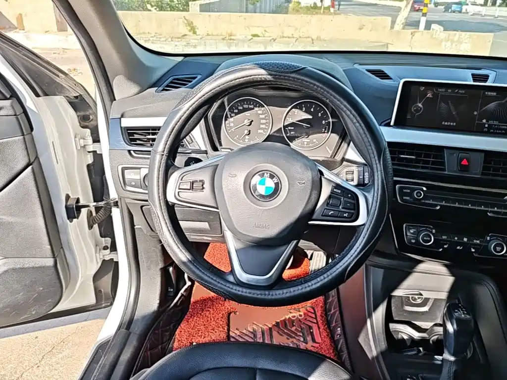BMW X1 — миниатюра 11