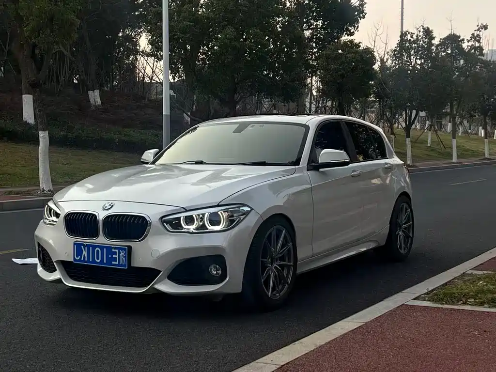 BMW 1 Series (Import) 2015