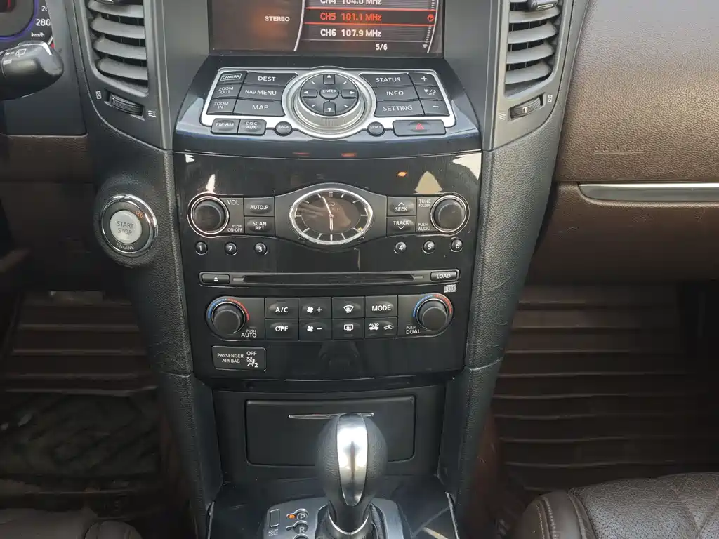 Infiniti FX 2010 FX35