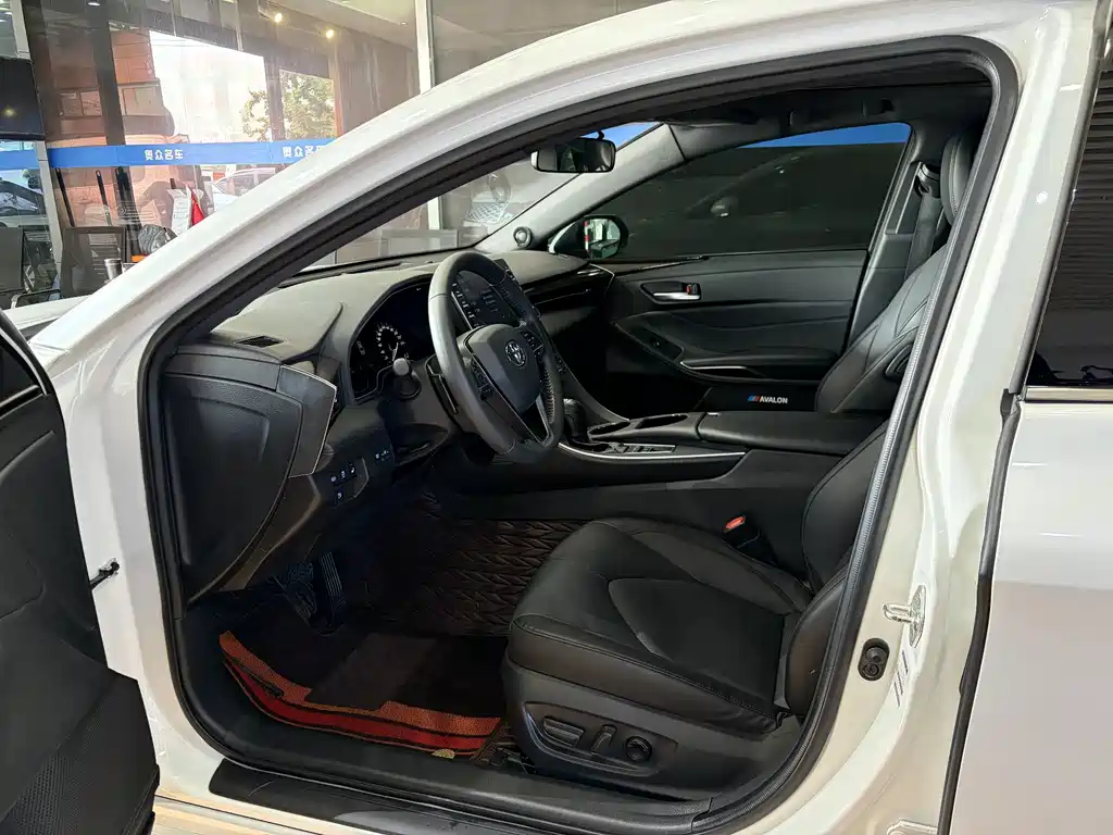 Toyota Avalon — миниатюра 8