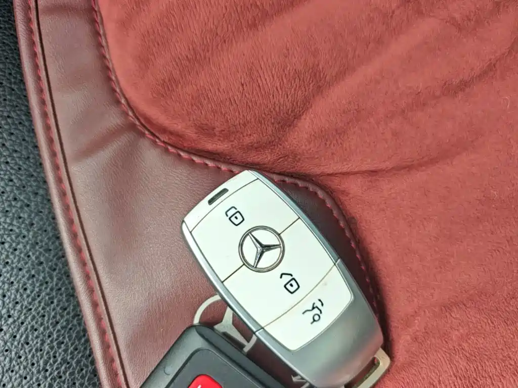 Mercedes-Benz C-Class (Import) — миниатюра 9