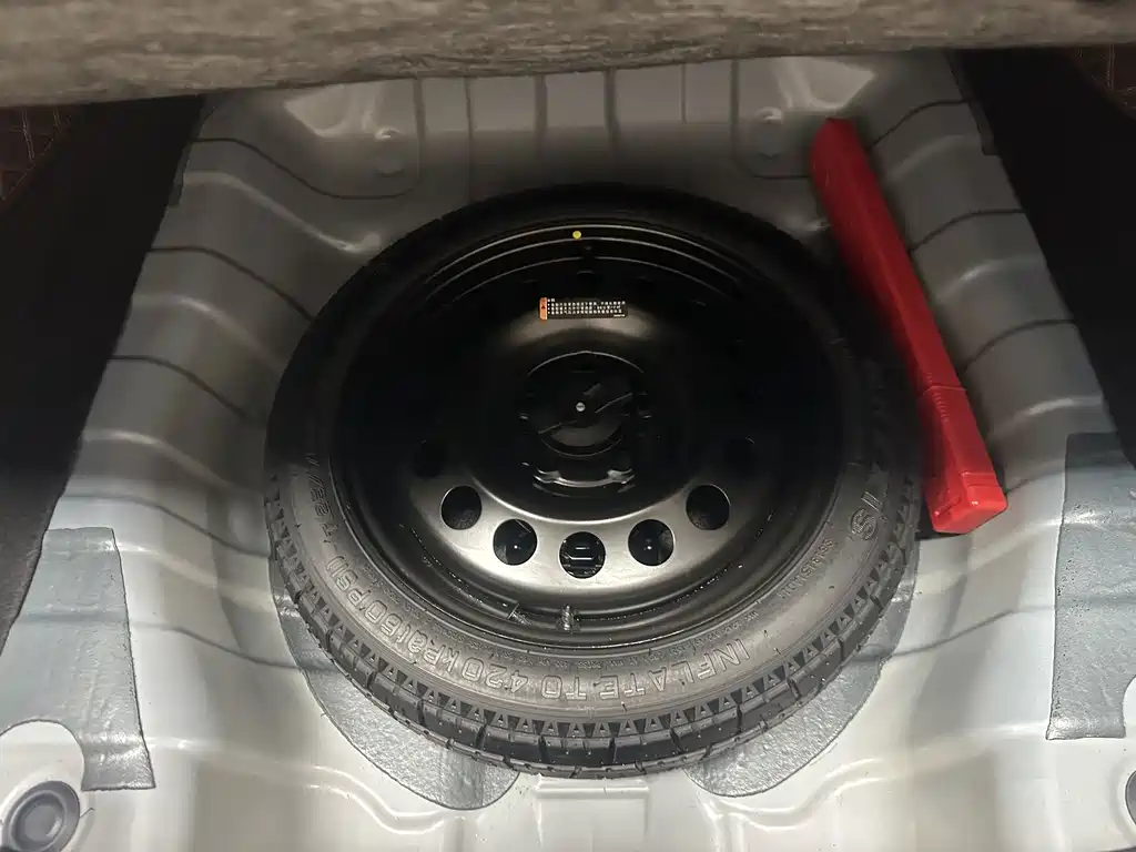 Buick Verano — миниатюра 17