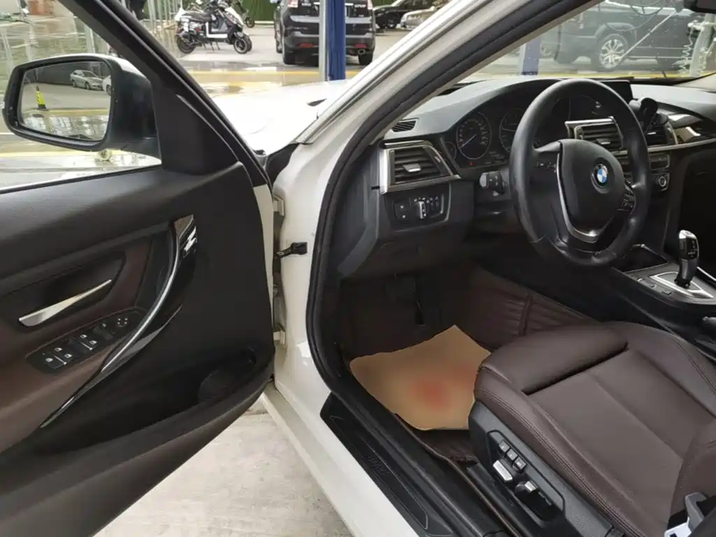 BMW 3 Series — миниатюра 16