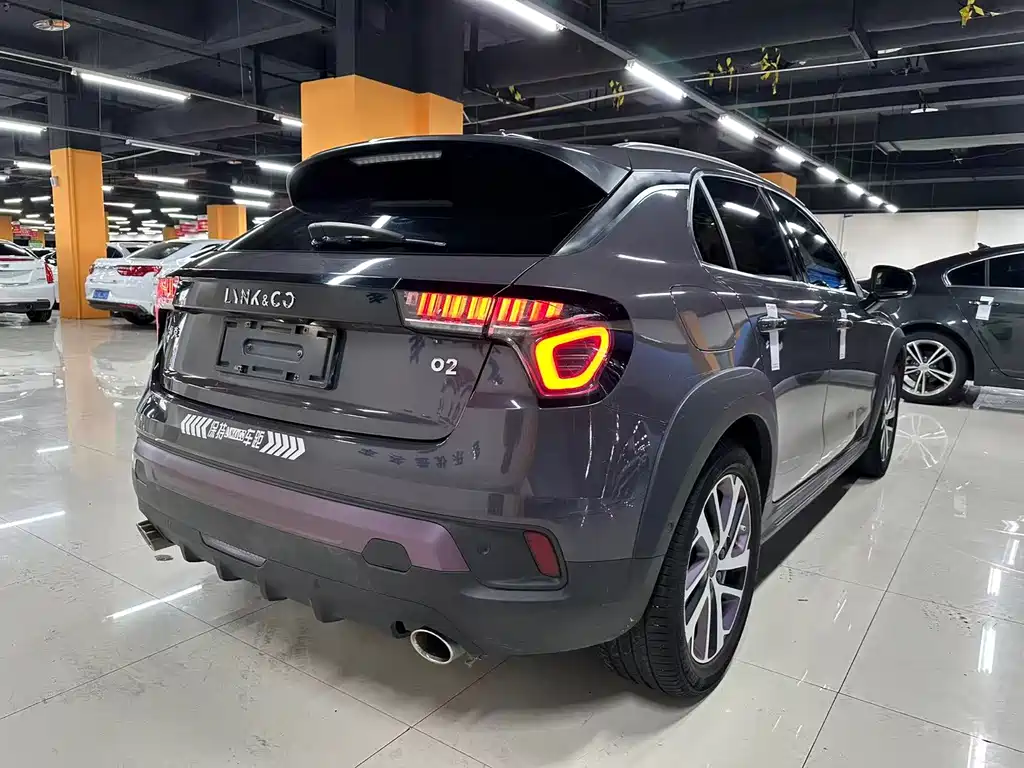 Lynk & Co 02 — миниатюра 11