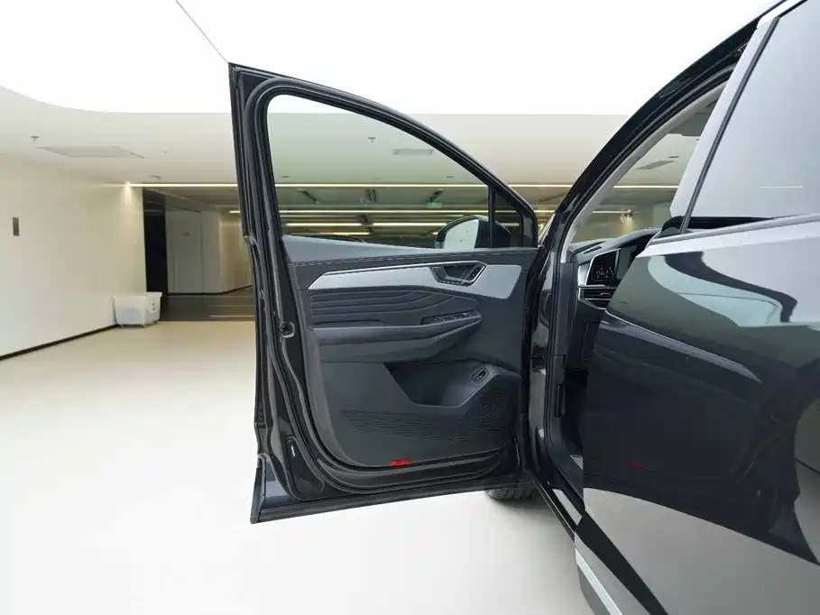 Volkswagen Talagon — миниатюра 16