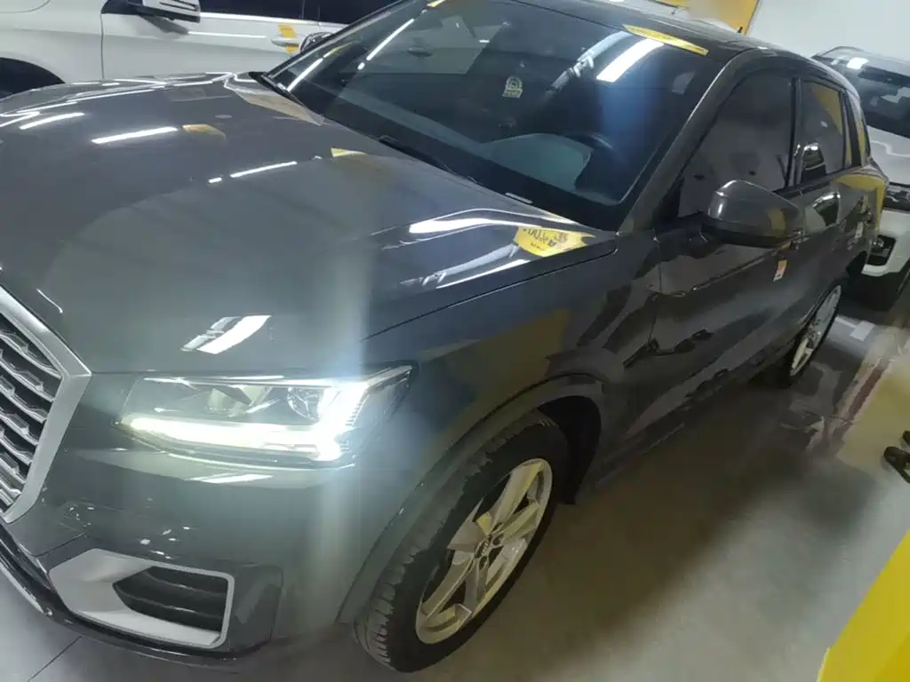 Audi Q2L — миниатюра 2