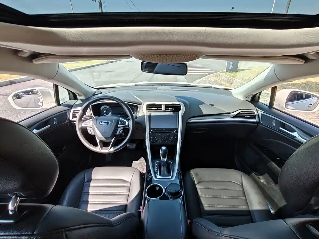 Ford Mondeo — миниатюра 17