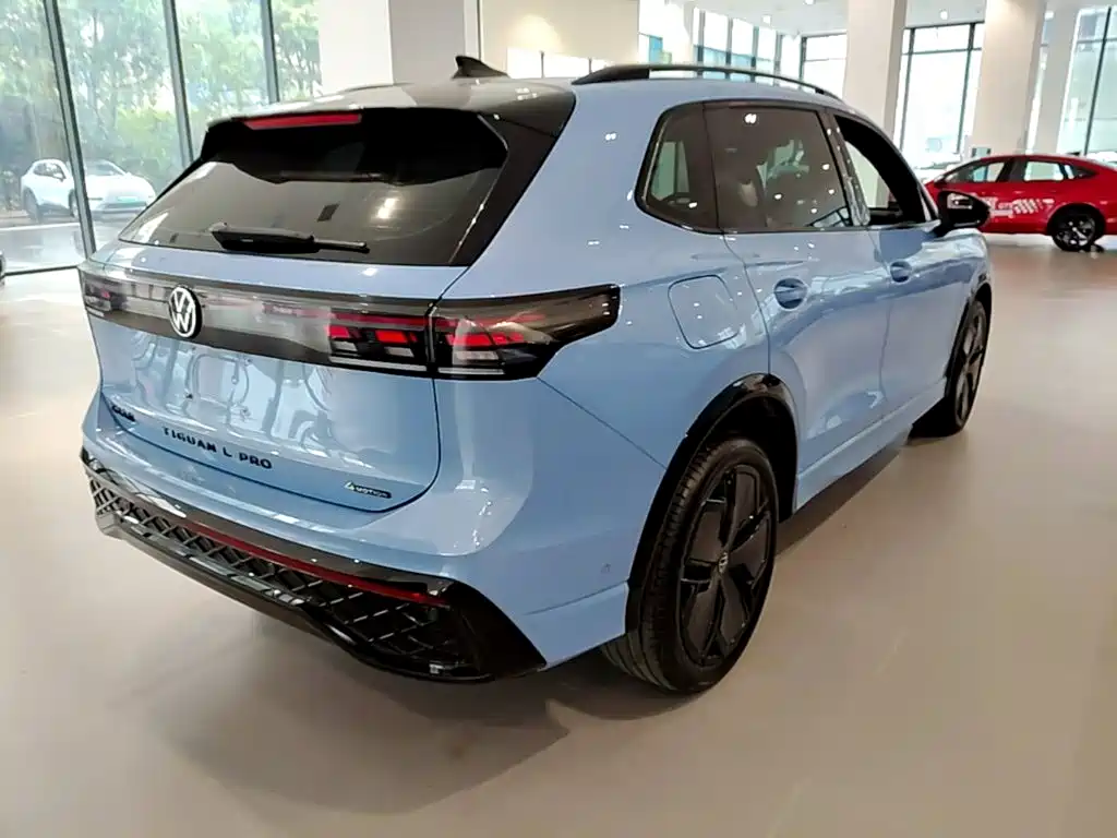Volkswagen Tiguan L — миниатюра 7