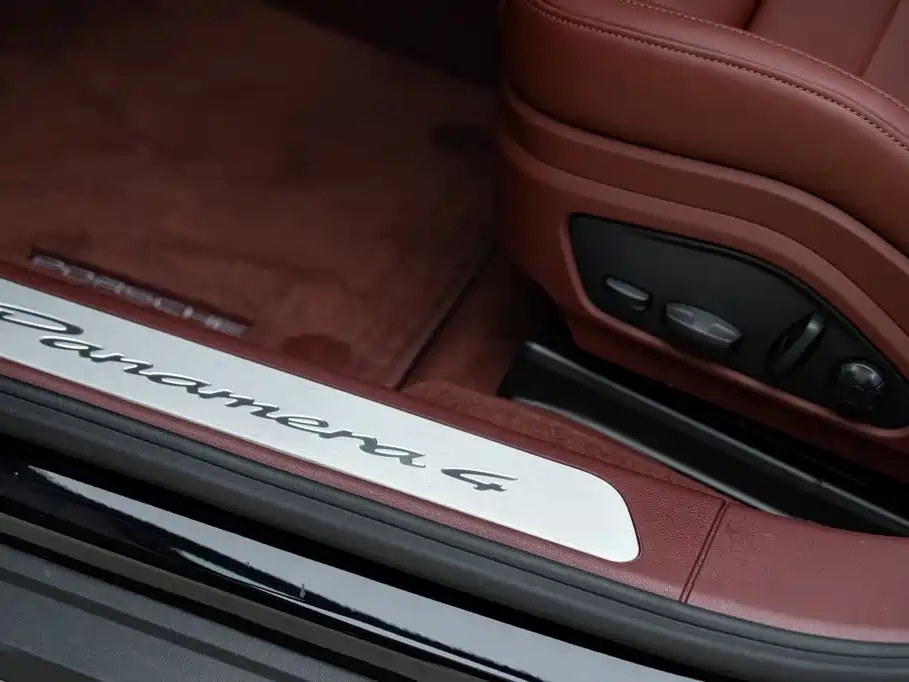Porsche Panamera — миниатюра 21