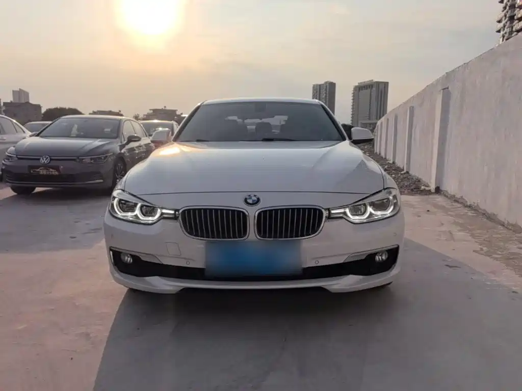 BMW 3 Series — миниатюра 3
