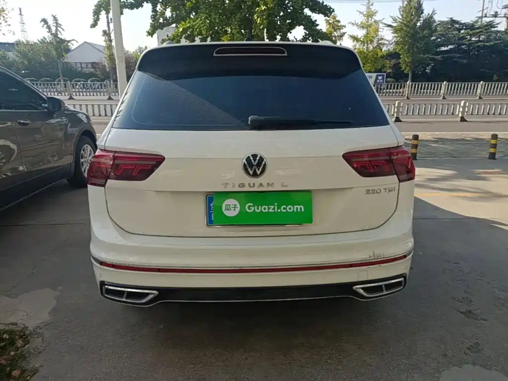 Volkswagen Tiguan L — миниатюра 6