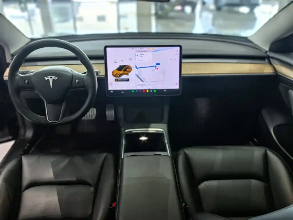 Tesla Model 3 2021 Performance