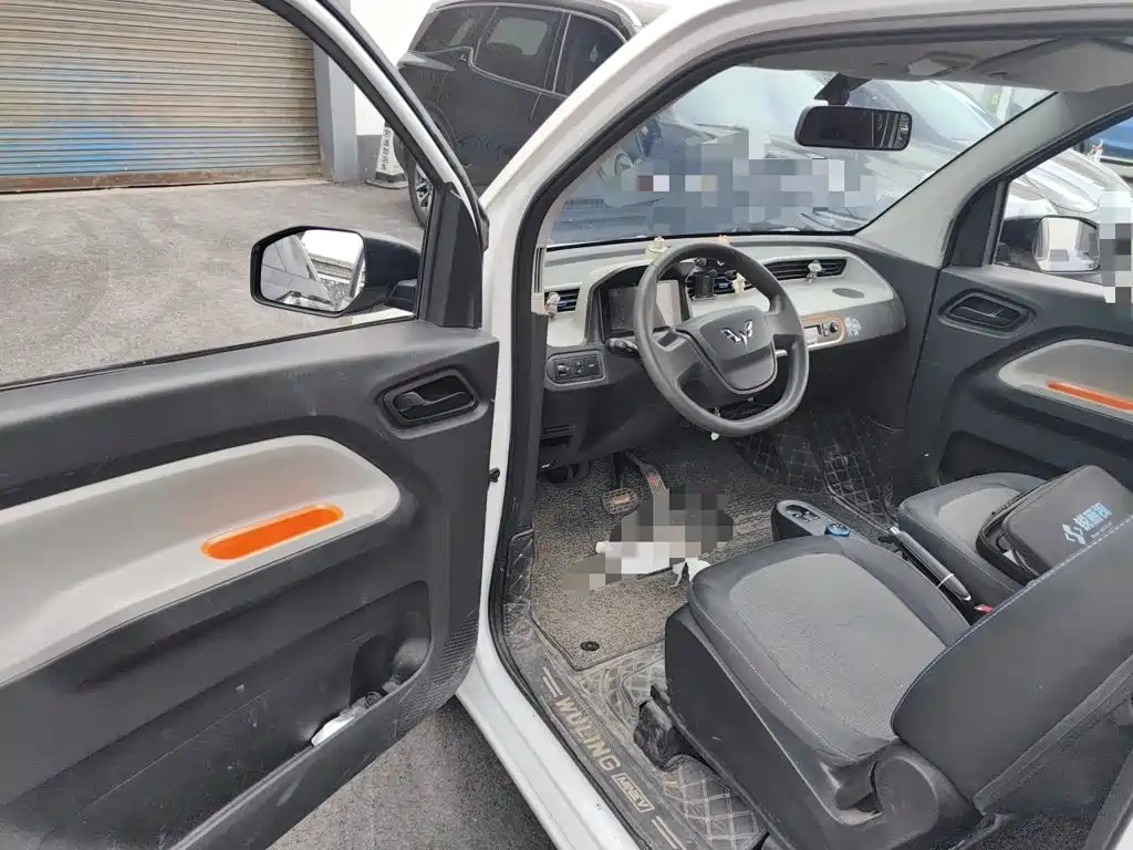Wuling MINIEV — миниатюра 13