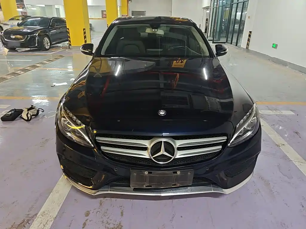 Mercedes-Benz C-Class — миниатюра 3