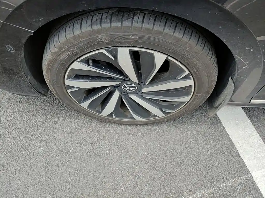 Volkswagen Passat — миниатюра 23