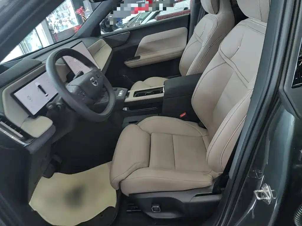 Volvo гибрид Volvo XC70 plug-in — миниатюра 15
