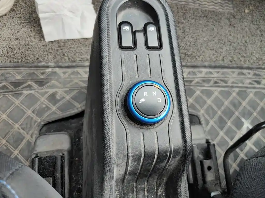 Wuling MINIEV — миниатюра 11