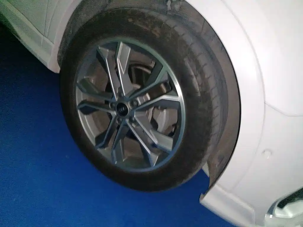 Audi Q3 — миниатюра 8