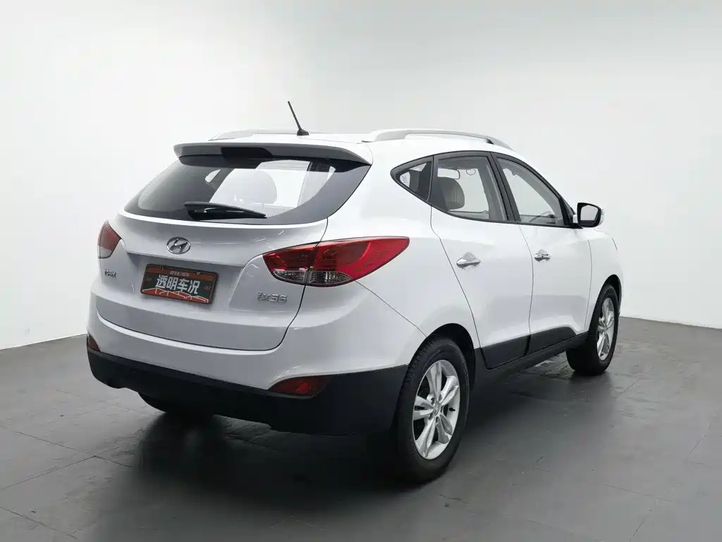 Hyundai ix35 — миниатюра 2