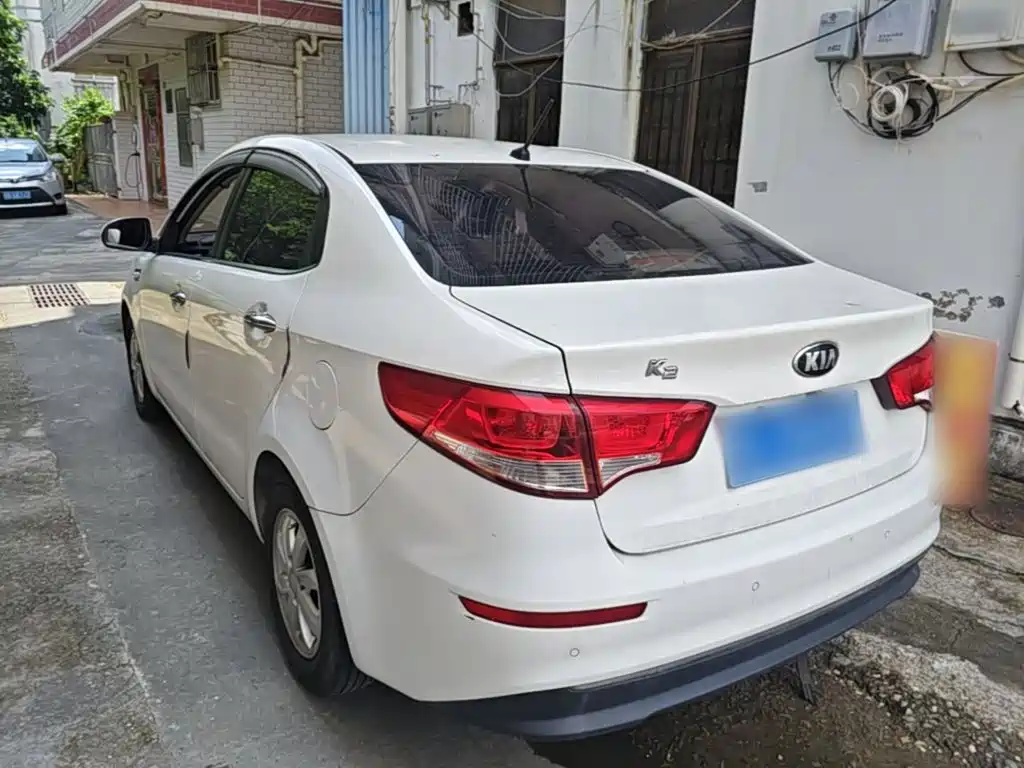 Kia K2 — миниатюра 5