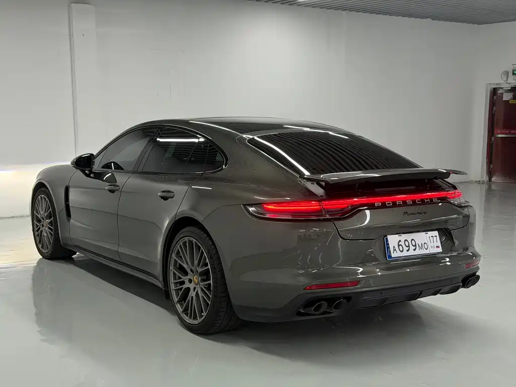 Porsche Panamera — миниатюра 4
