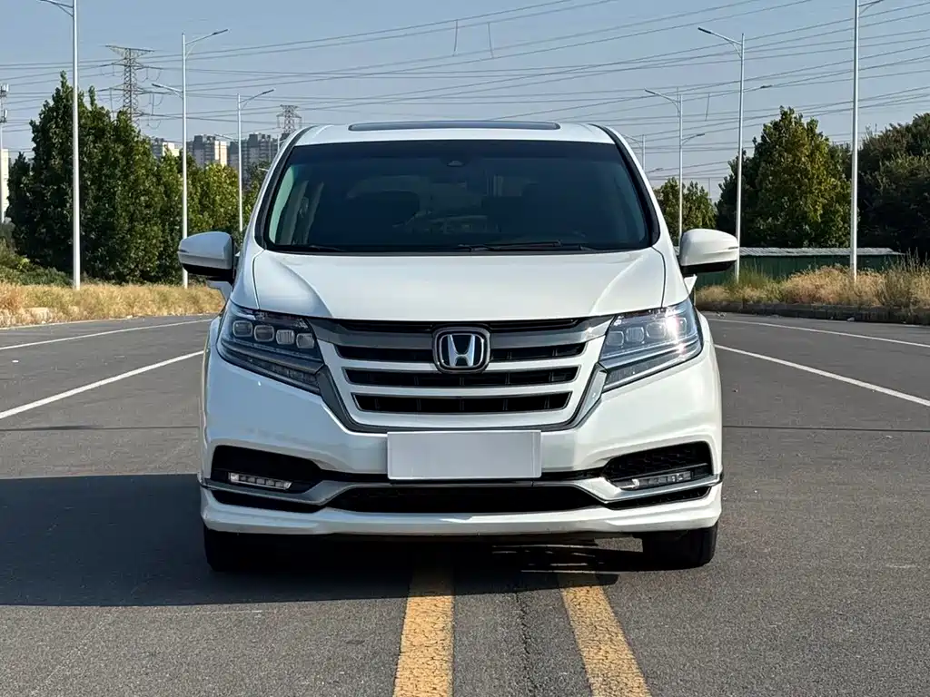 Honda Elysion — миниатюра 2