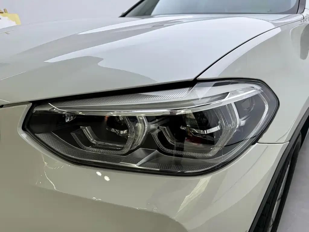 BMW X3 — миниатюра 5