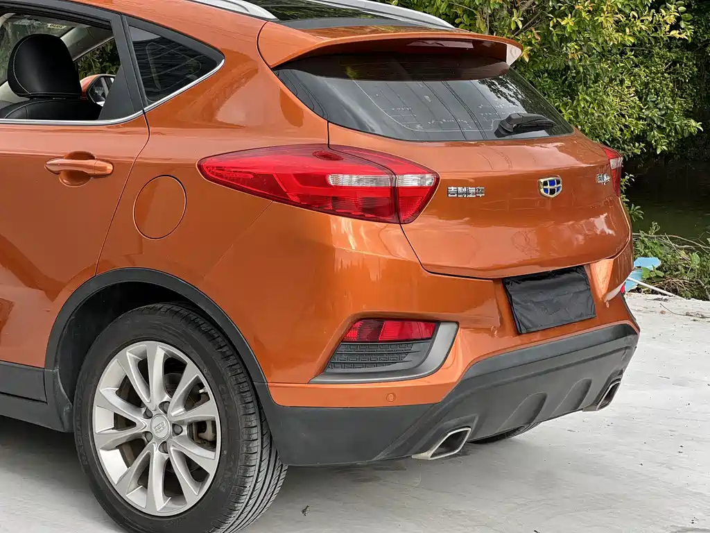 Geely Emgrand GS — миниатюра 10