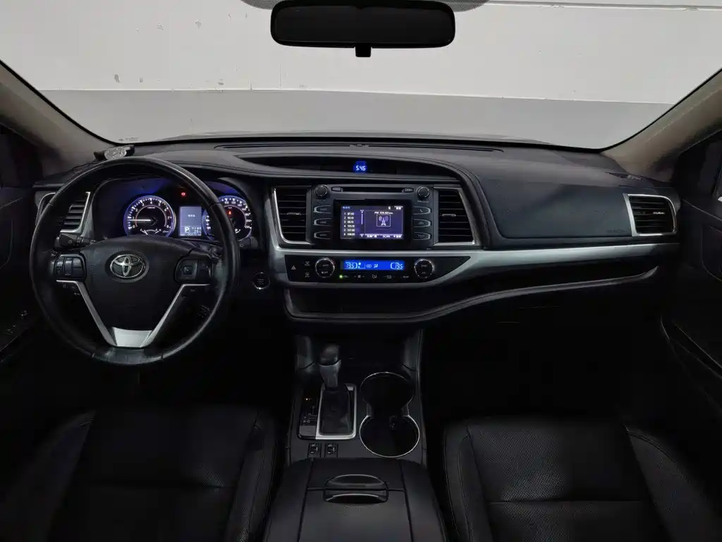 Toyota Highlander — миниатюра 5
