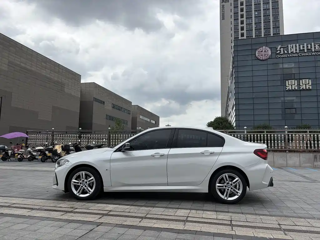 BMW 1 Series — миниатюра 13