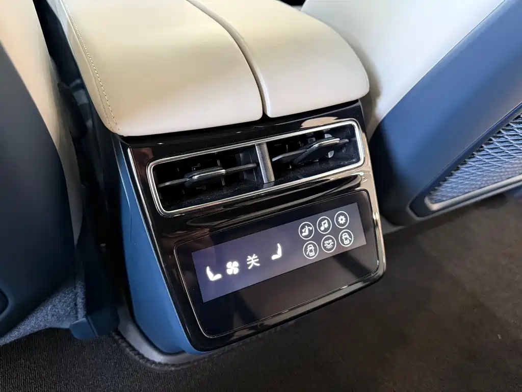 ZEEKR EXTREME KRYPTON 001