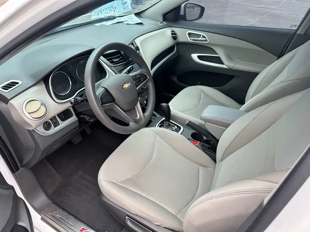 Chevrolet Sail — миниатюра 7