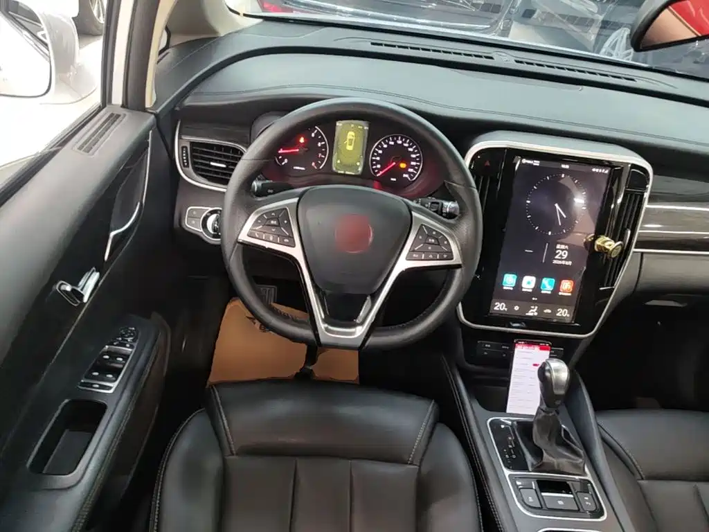 BYD MAX — миниатюра 11