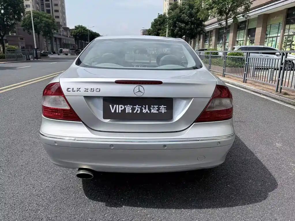 Mercedes-Benz CLK-Class — миниатюра 7
