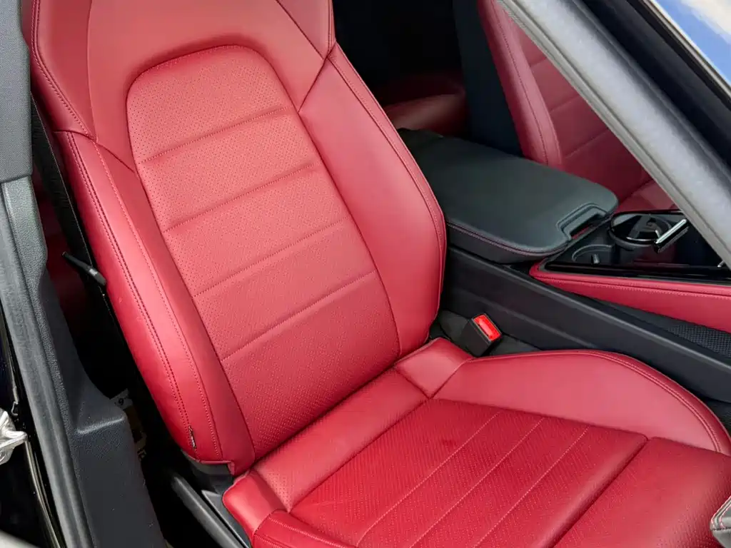 Porsche Panamera — миниатюра 6