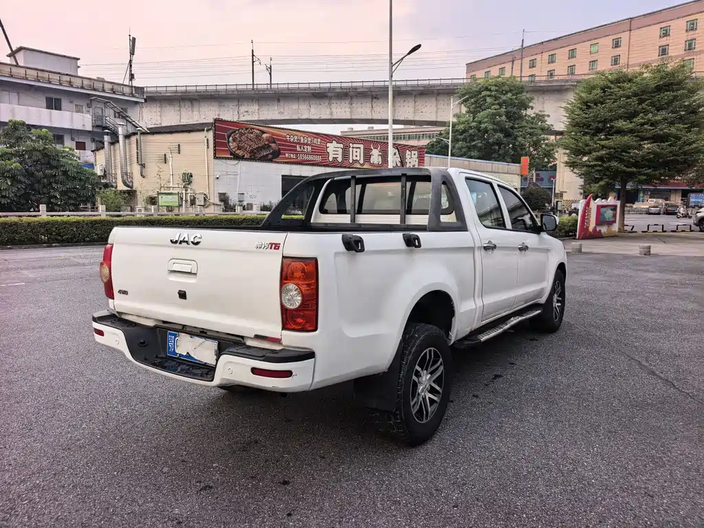JAC JAC T6 — миниатюра 6