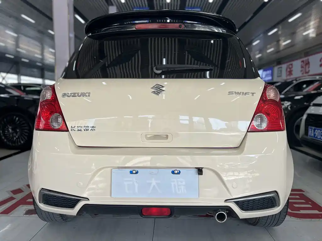 Suzuki Swift — миниатюра 8