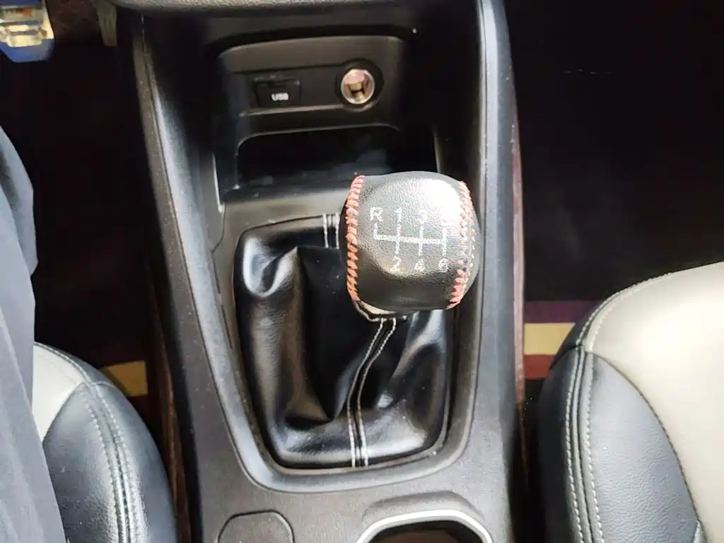 Wuling Hongguang S3 — миниатюра 14