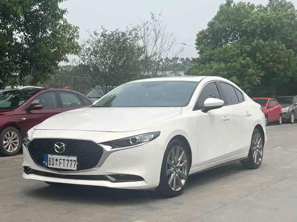 Mazda 3 Axela 2021