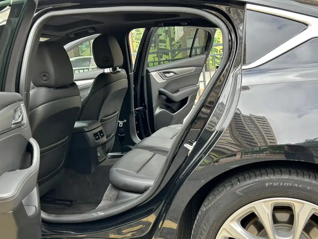Cadillac CT5 — миниатюра 14