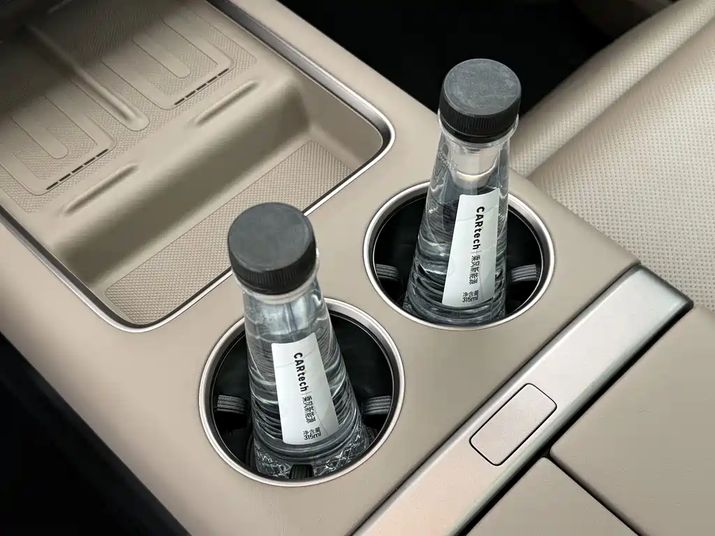 Li Auto Li MEGA — миниатюра 27