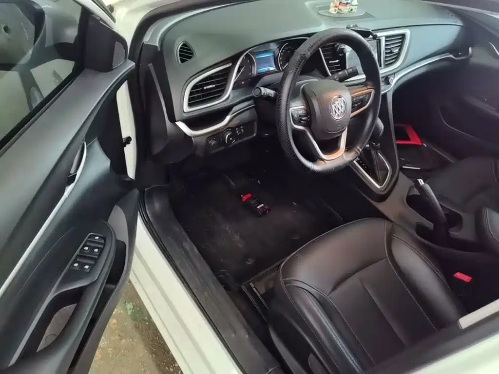 Buick Excelle — миниатюра 16
