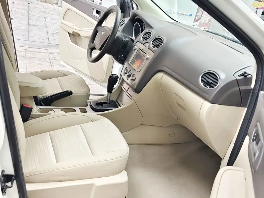 Ford Focus — миниатюра 6