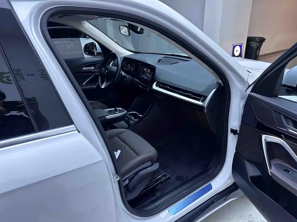 BMW X1 — миниатюра 10