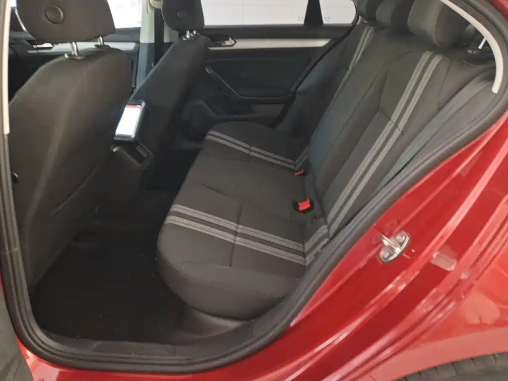 Volkswagen Lamando — миниатюра 17