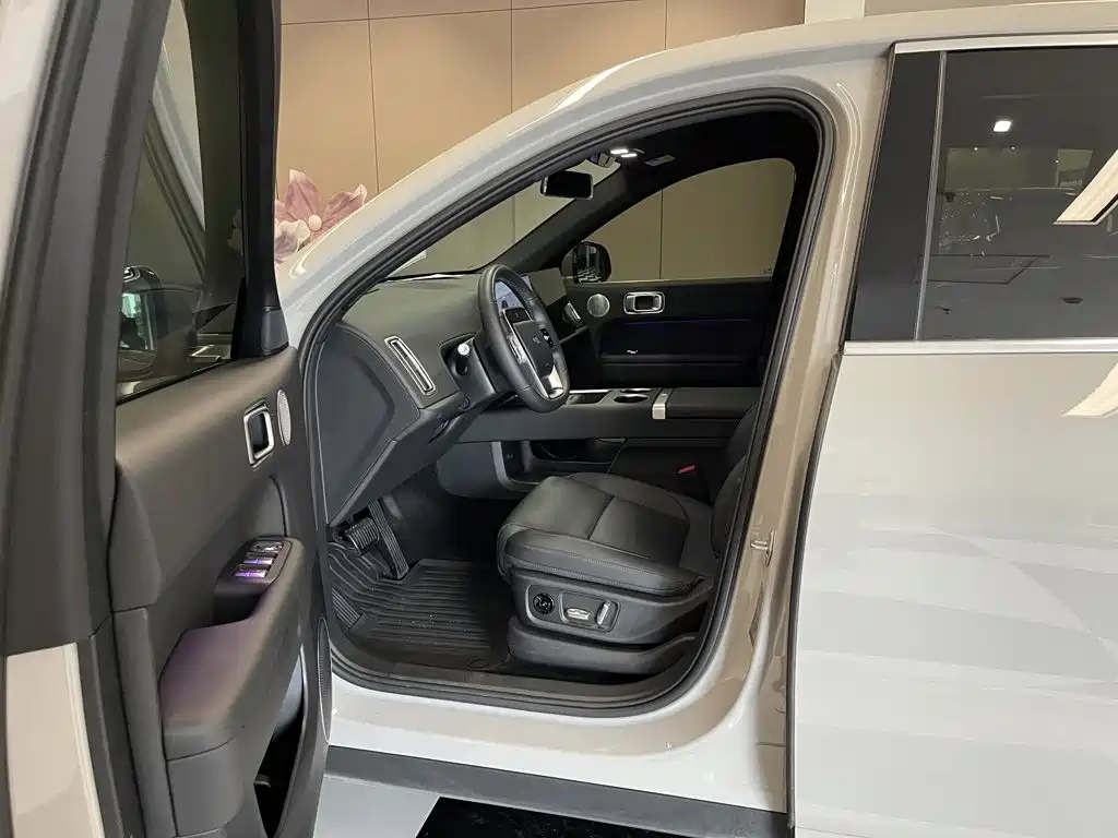 Li Auto Li L6 — миниатюра 16