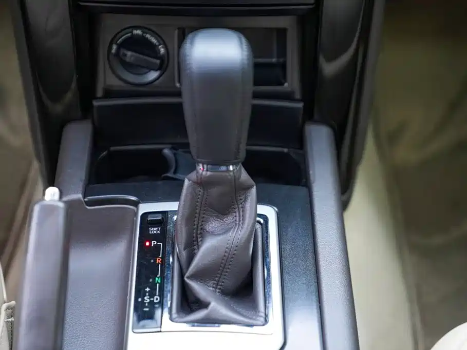 Toyota Prado (Import) — миниатюра 12